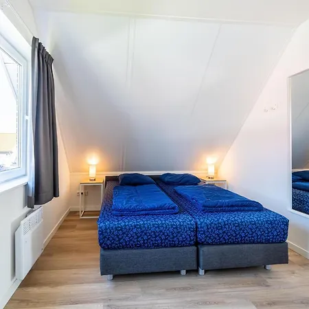 With Lots Of Privacy * Simonshaven