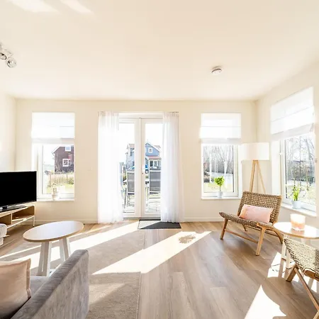 With Lots Of Privacy Simonshaven